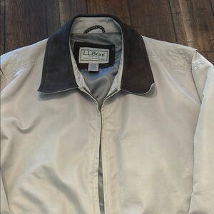 L.L. Bean Gray Lightweight Jacket with Dark Brown Collar